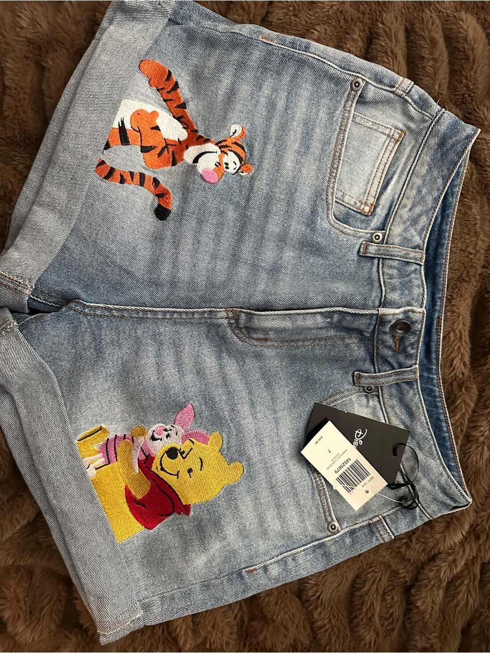 NWT Hot Topic Light Wash Denim Shorts with Winnie the Pooh & Tigger Embroidery